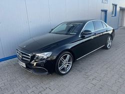 Schwarz Gebraucht 2019 Mercedes E220 Avantgarde Limousine | 16.999 € (Guter Preis)