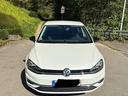 Weiß Gebraucht 2019 VW Golf VII IQ Drive Limousine | 15.990 € (Fairer Preis)