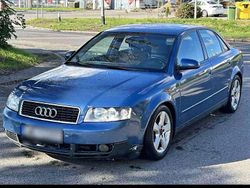 Blau Gebraucht 2001 Audi A4 S-Line Limousine | 1.700 € (Fairer Preis)