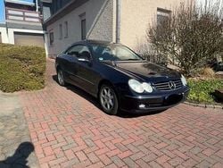 Blau Gebraucht 2005 Mercedes CLK200 Avantgarde Coupé | 5.500 € (Guter Preis)