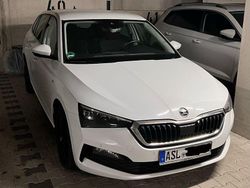 Weiß Gebraucht 2020 Skoda Scala Drive Kleinwagen | 18.000 € (Fairer Preis)