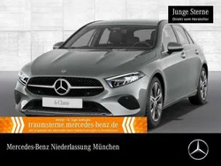 Grau Gebraucht 2024 Mercedes A250 Advanced Plus Limousine | 30.490 € (Guter Preis)