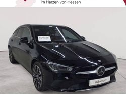 Schwarz Gebraucht 2021 Mercedes CLA200 Shooting Brake Kombi | 24.489 € (Guter Preis)
