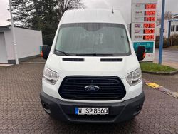 Weiß Gebraucht 2015 Ford Transit Van / Kleinbus | 10.999 € (Etwas zu teuer)