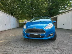 Blau Gebraucht 2013 Ford Fiesta Kleinwagen | 4.999 € (Etwas zu teuer)