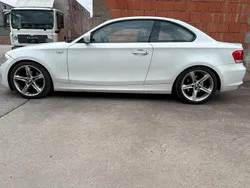 Weiß Gebraucht 2011 BMW 120 Coupé Coupé | 7.500 € (Etwas zu teuer)