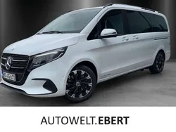 Weiß Gebraucht 2024 Mercedes V300 Style Van / Kleinbus | 75.500 € (Etwas zu teuer)