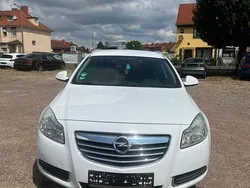 Weiß Gebraucht 2009 Opel Insignia Edition Kombi | 2.499 € (Superpreis)