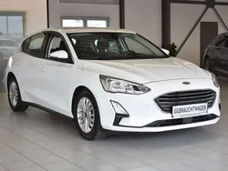 Weiß Gebraucht 2018 Ford Focus Titanium Limousine | 15.999 € (Fairer Preis)