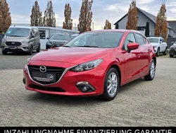 Rubinrot metallic Gebraucht 2014 Mazda 3 Center-Line Limousine | 13.999 € (Etwas zu teuer)