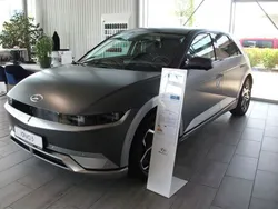 Shooting star Gebraucht 2023 Hyundai Ioniq 5 SUV | 45.490 € (Etwas zu teuer)
