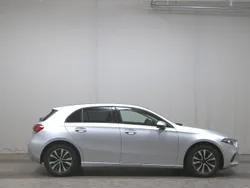 Iridium silber metalliclack Gebraucht 2022 Mercedes A200 Limousine | 19.480 € (Guter Preis)