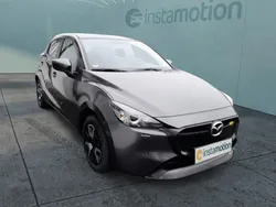 Grau Gebraucht 2023 Mazda 2 Center-Line Limousine | 18.290 € (Fairer Preis)