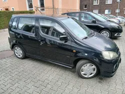 Schwarz Gebraucht 2005 Daihatsu YRV Plus Van / Kleinbus | 1.499 €