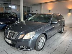 Grau Gebraucht 2010 Mercedes E220 Elegance Limousine | 8.800 € (Guter Preis)