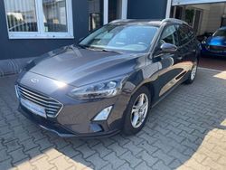 Blau Gebraucht 2021 Ford Focus Kombi | 19.999 € (Fairer Preis)