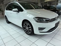 Weiß Gebraucht 2016 VW Golf Sportsvan Allstar Van / Kleinbus | 13.990 € (Guter Preis)