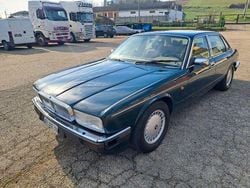 Grün Gebraucht 1993 Jaguar XJ40 Limousine | 6.000 €