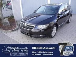 Schwarz metallic Gebraucht 2015 Skoda Superb Elegance Kombi | 20.990 € (Teuer)