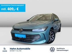 Grün Gebraucht 2024 VW Passat Business Kombi | 33.880 € (Guter Preis)
