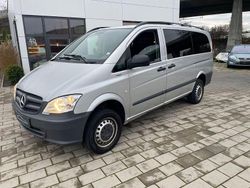Silber Gebraucht 2011 Mercedes Vito Van / Kleinbus | 24.999 €