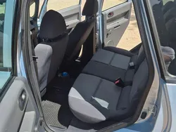 Blau Gebraucht 2006 Mitsubishi Colt Motion Van / Kleinbus | 3.190 € (Teuer)
