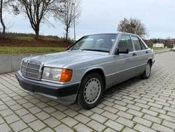 Silber Gebraucht 1991 Mercedes 190 Limousine | 7.900 €