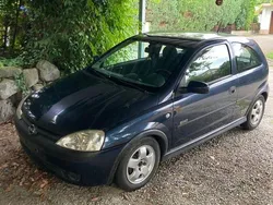 Blau Gebraucht 2002 Opel Corsa Elegance Limousine | 1.500 € (Fairer Preis)