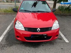 Rot Gebraucht 2009 Renault Clio II Kleinwagen | 1.200 € (Superpreis)
