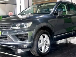 Grau Gebraucht 2016 VW Touareg SUV | 23.990 € (Etwas zu teuer)