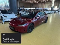 Ultra red Gebraucht 2024 Tesla Model 3 Performance Limousine | 50.000 € (Fairer Preis)
