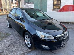Schwarz Gebraucht 2010 Opel Astra Edition Limousine | 5.350 € (Etwas zu teuer)