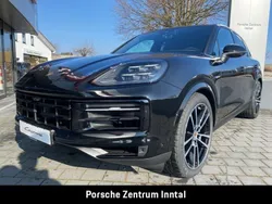 Chromitschwarzmetallic Neu 2024 Porsche Cayenne SUV | 133.756 € (Superpreis)