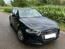Schwarz Gebraucht 2013 Audi A4 Attraction Kombi | 9.700 € (Fairer Preis)