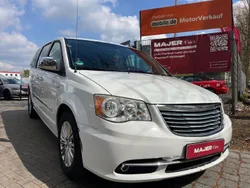 Weiß Gebraucht 2014 Chrysler Grand Voyager Van / Kleinbus | 12.100 €