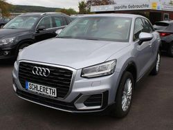 Florettsilbermetallic Gebraucht 2018 Audi Q2 Design SUV | 18.850 € (Guter Preis)