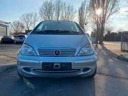 Silber Gebraucht 2001 Mercedes A160 Elegance Limousine | 650 € (Superpreis)