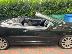 Schwarz Gebraucht 2007 Peugeot 207 CC Sport Cabrio | 4.000 € (Etwas zu teuer)