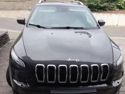 Grau Gebraucht 2016 Jeep Cherokee SUV | 13.250 € (Guter Preis)