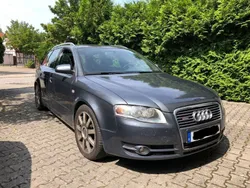 Grau Gebraucht 2006 Audi A4 Kombi | 3.400 € (Fairer Preis)