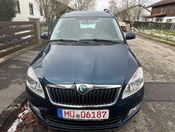 Blau Gebraucht 2012 Skoda Roomster Family Van / Kleinbus | 2.150 € (Guter Preis)