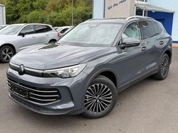 Delfingrau Gebraucht 2024 VW Tiguan Elegance SUV | 42.900 € (Teuer)