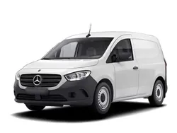 Weiss Gebraucht 2021 Mercedes Citan 110 Van | 25.048 €