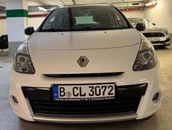 Weiß Gebraucht 2011 Renault Clio GrandTour Kombi | 3.900 € (Etwas zu teuer)