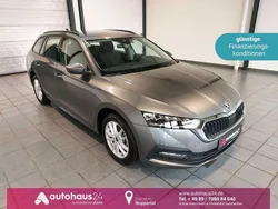 Grau Gebraucht 2024 Skoda Octavia Ambition Kombi | 25.890 € (Guter Preis)