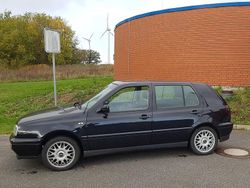 Schwarz Gebraucht 1996 VW Golf III Limousine | 7.250 €