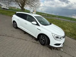Weiß Gebraucht 2018 Renault Mégane GrandTour Kombi | 6.300 € (Superpreis)