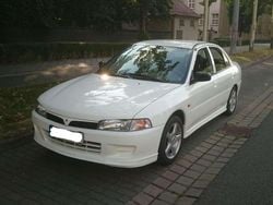 Weiß Gebraucht 1997 Mitsubishi Lancer Limousine | 3.990 € (Guter Preis)