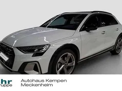 Gletscherweiß metallic Gebraucht 2024 Audi A3 Limousine | 39.890 €