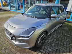 Premium silver metallic Neu 2025 Suzuki Swift Comfort+ Kleinwagen | 19.990 €